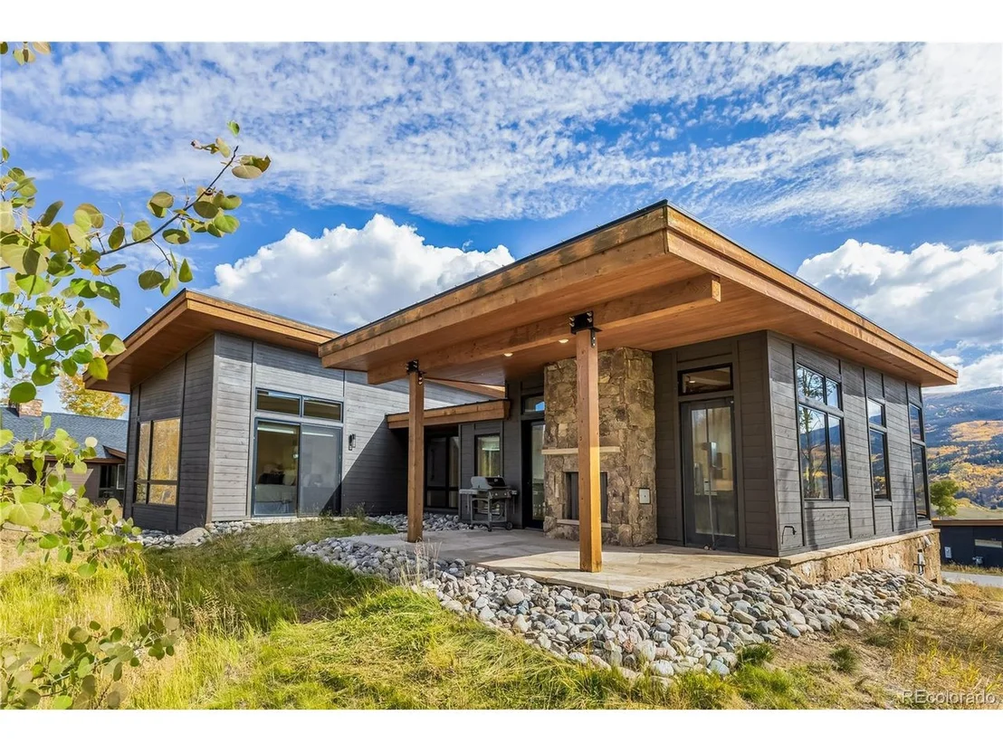 Photo of 148 Youngs Preserve Rd