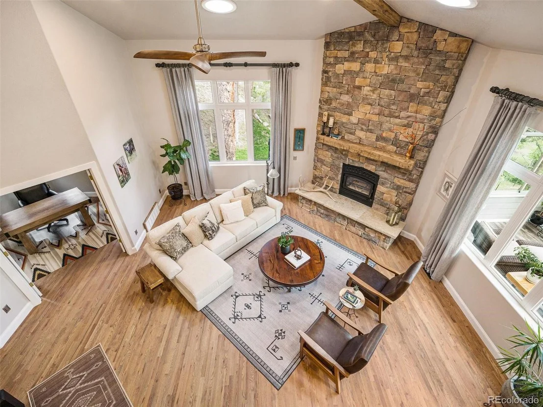 Photo of 137 Nuthatch Rd