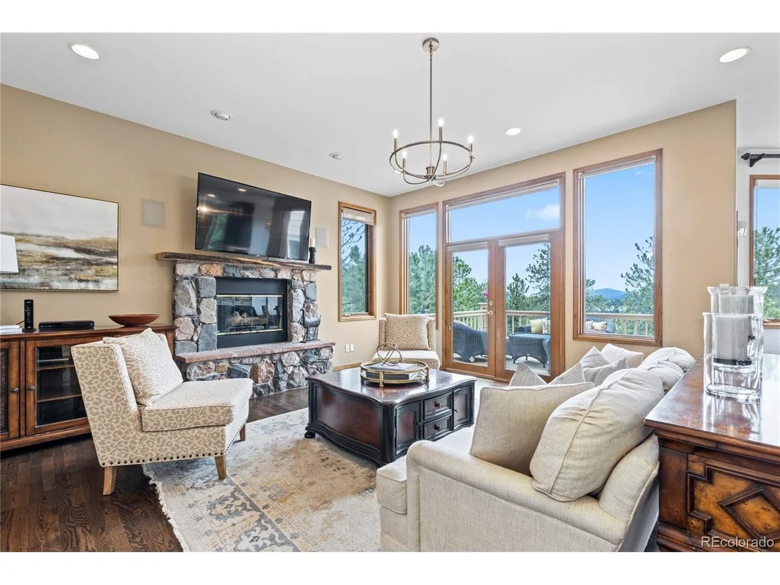 Photo of 1444 Solitude Ln