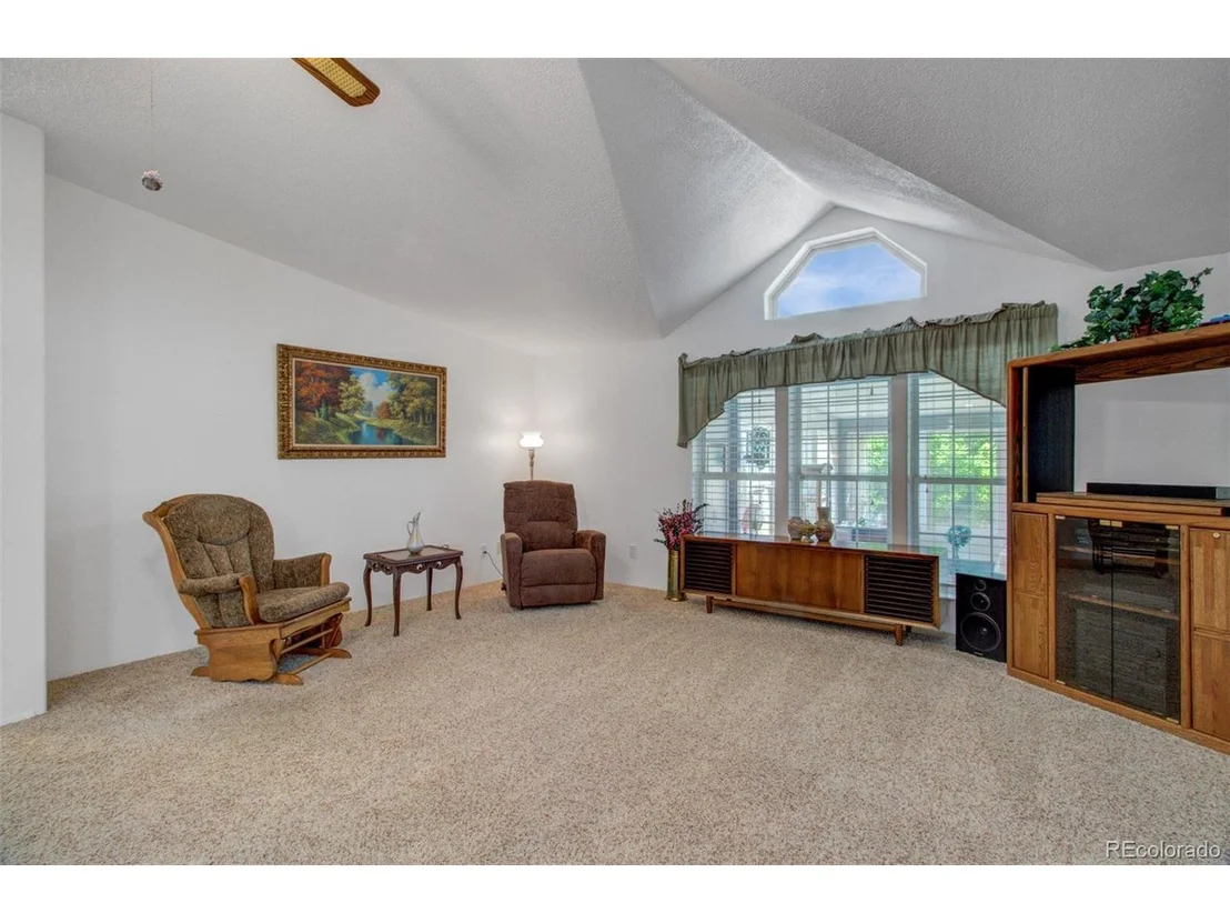Photo of 12825 Garrett Rd
