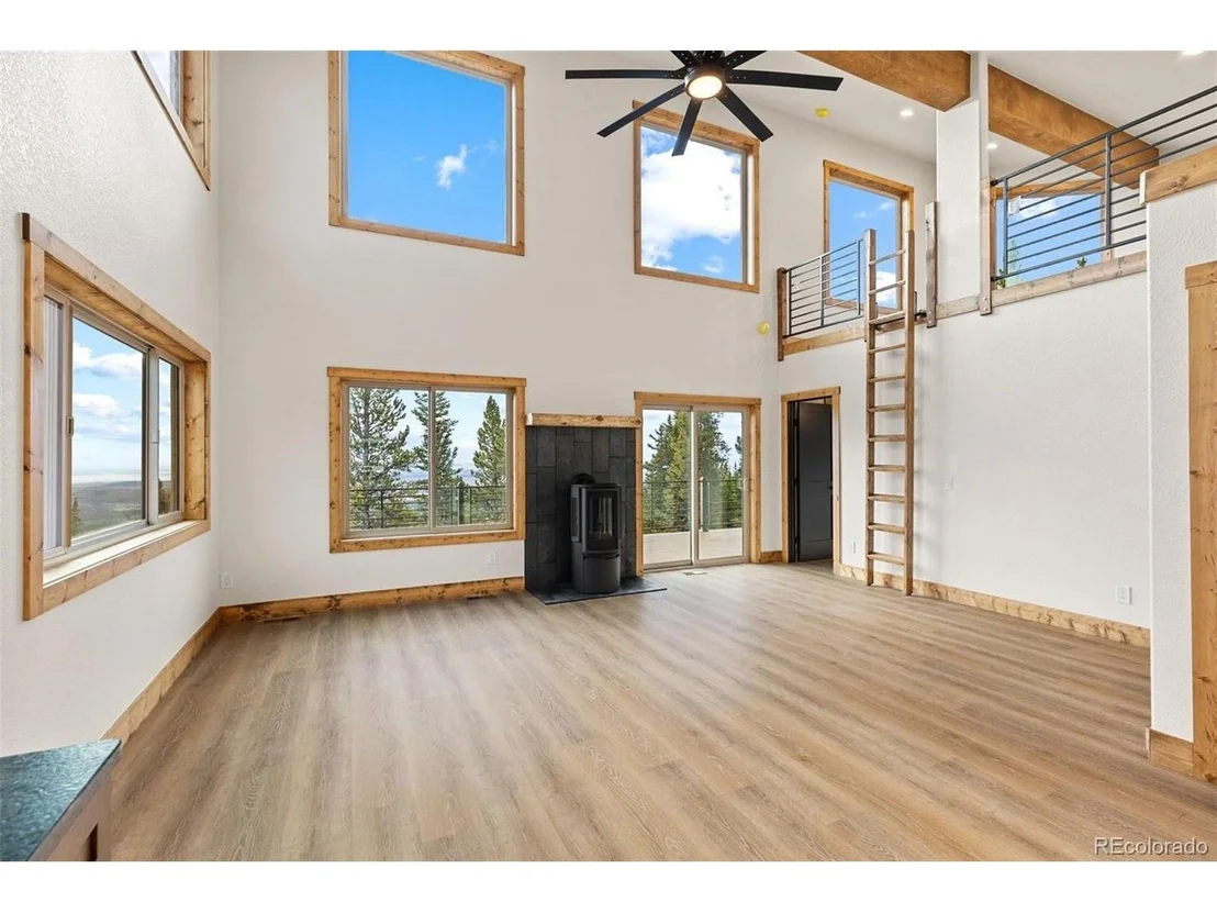 Photo of 385 Silverheels Pl