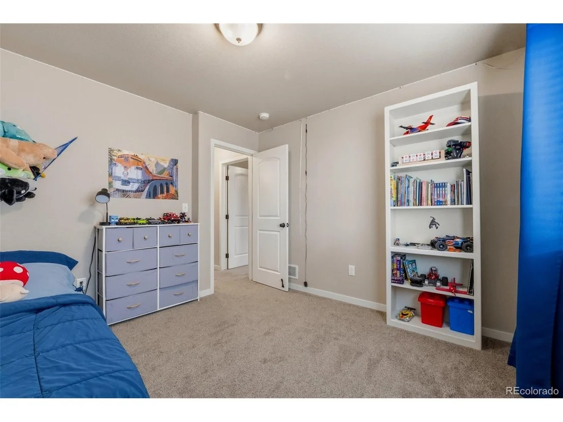 Photo of 102 11th Ave