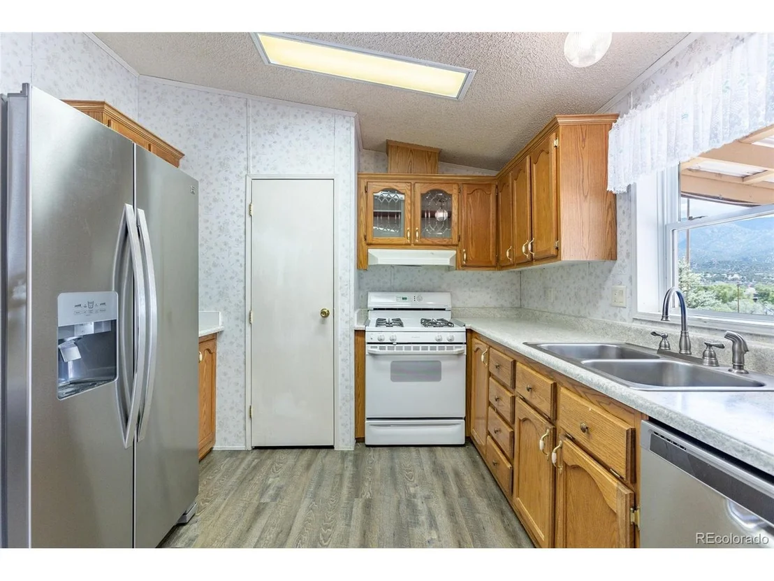 Photo of 246 Loop Dr