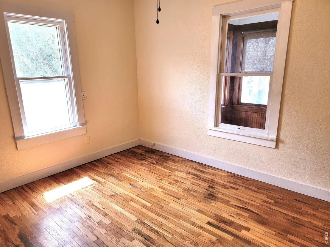 Photo of 130 N 2nd Ave