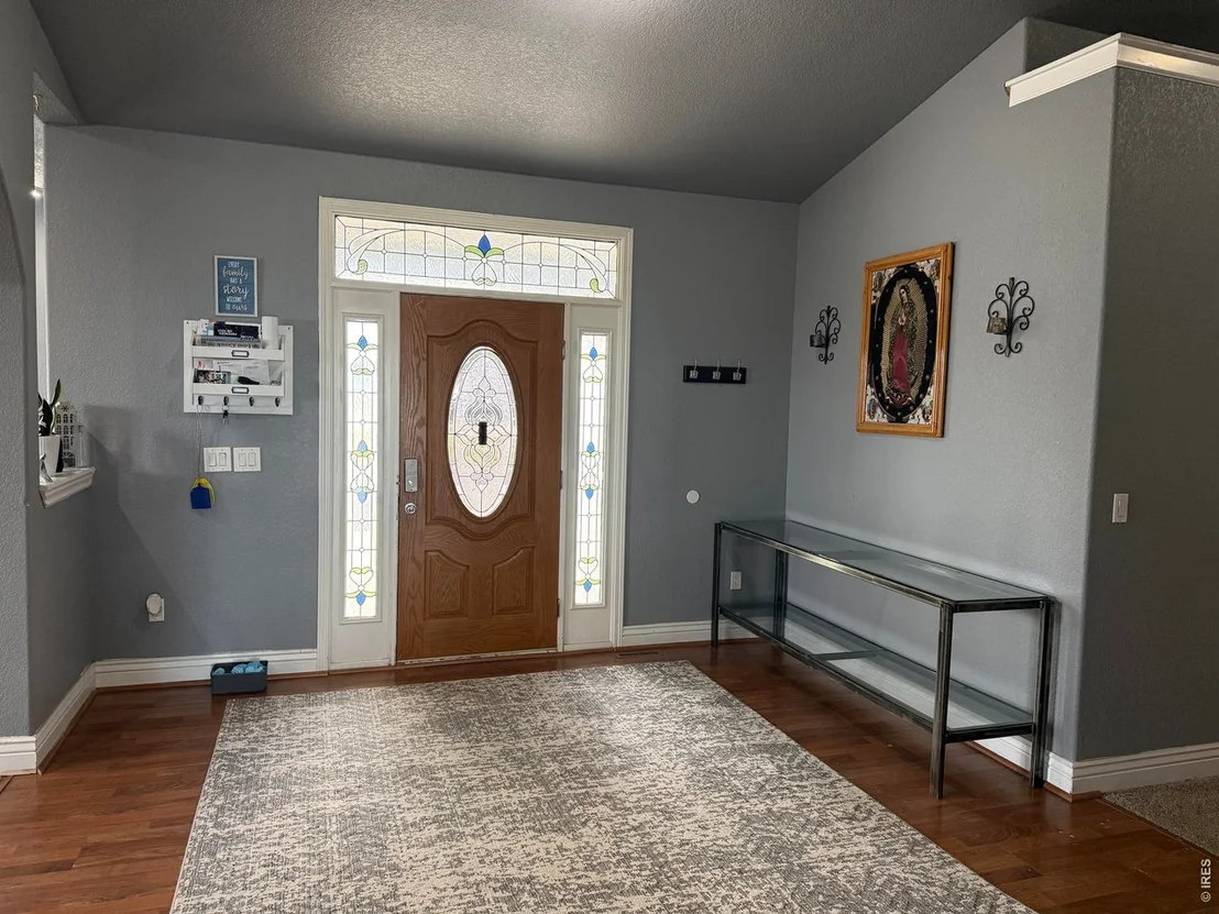 Photo of 419 E 3rd Ave