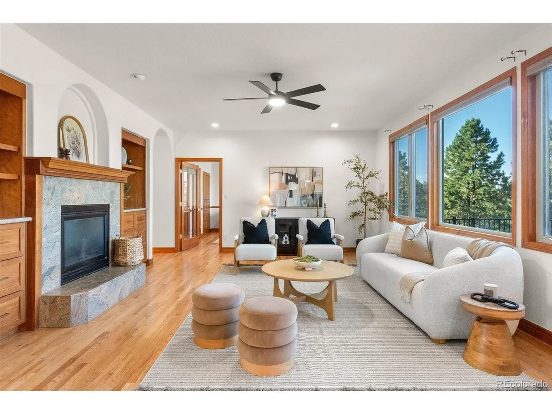 Photo of 5129 Shade Tree Ln