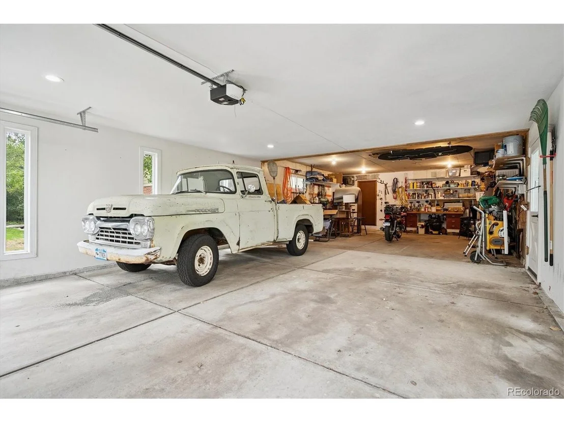Photo of 31 Skyline Dr