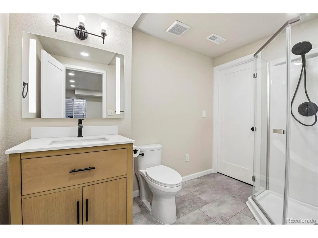Photo of 13471 Glen Cir