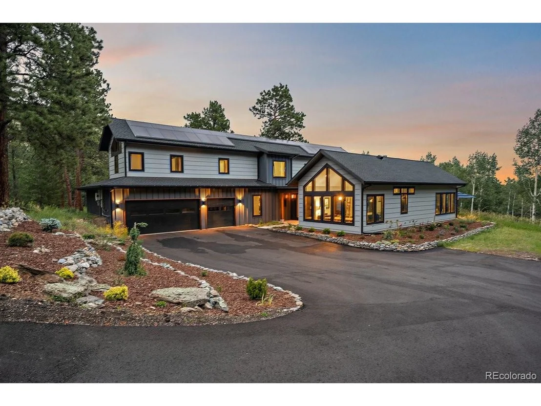 Photo of 32990 Stagecoach Blvd