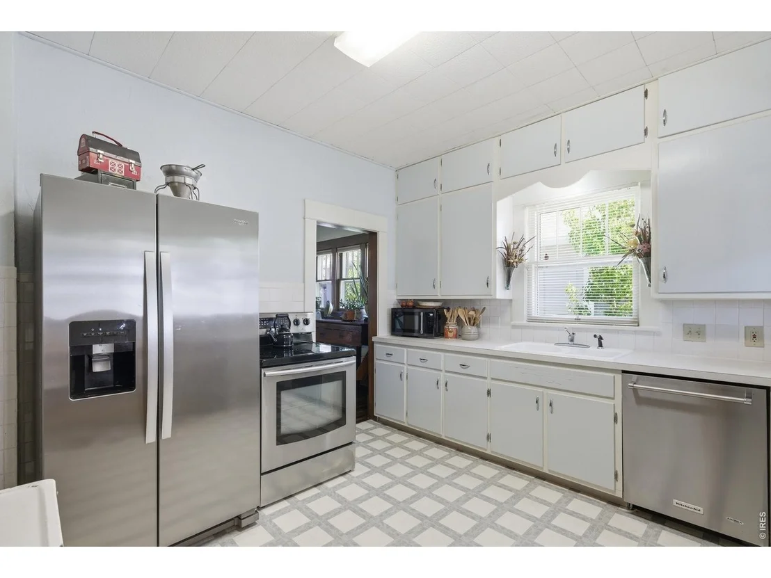 Photo of 212 2nd St