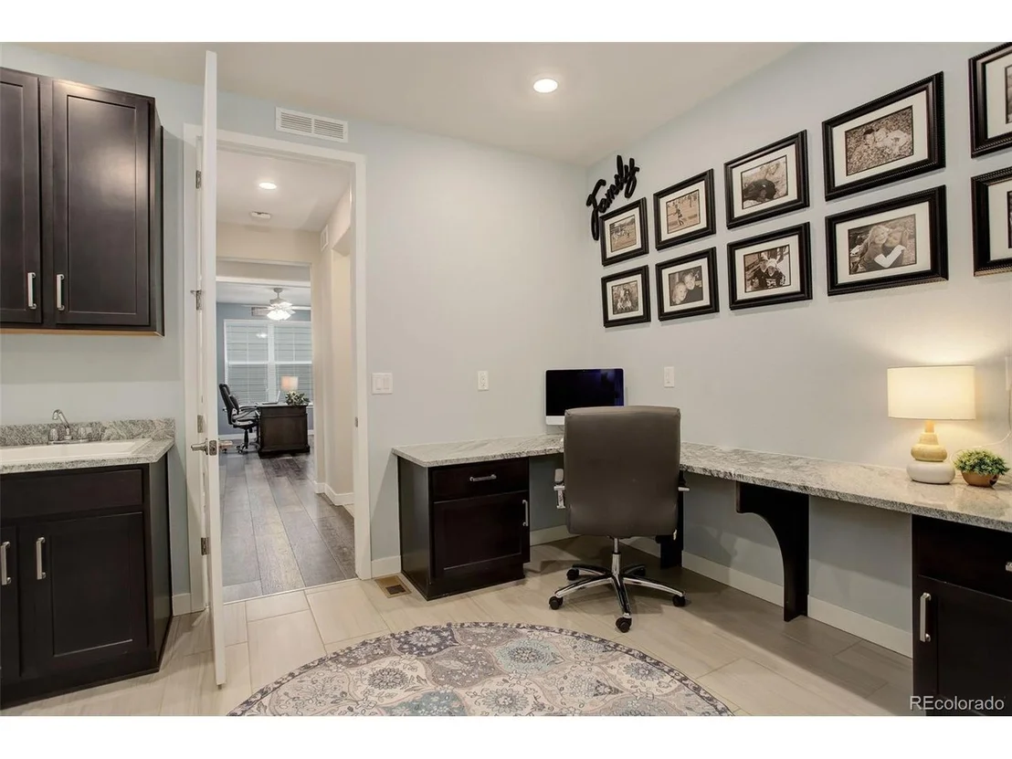Photo of 23049 E Narrowleaf Dr