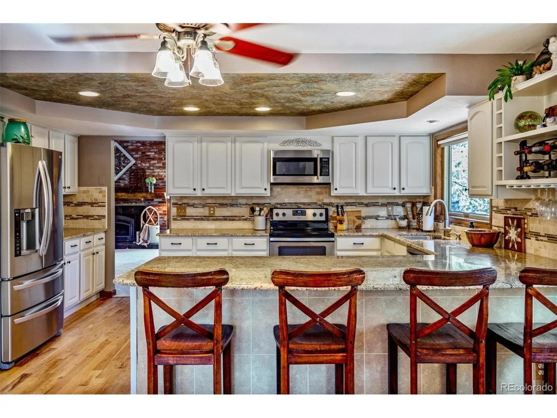 Photo of 8355 Lightening View Dr