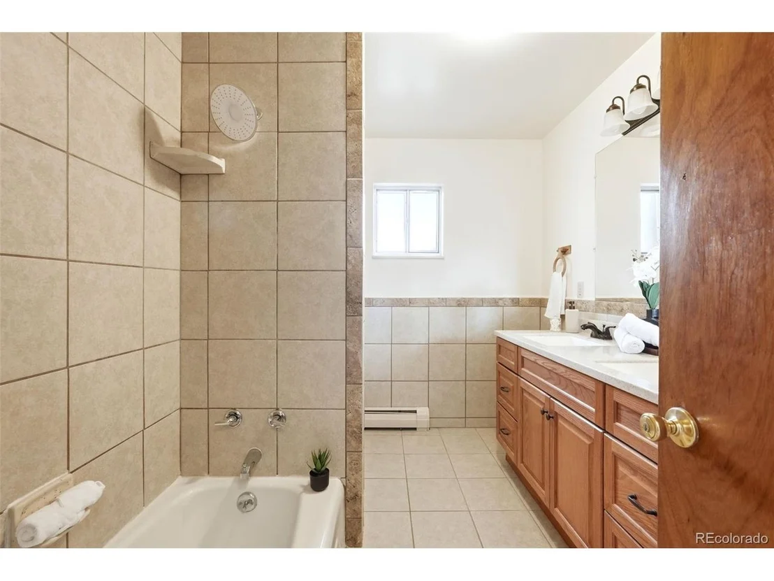 Photo of 344 Park Ave