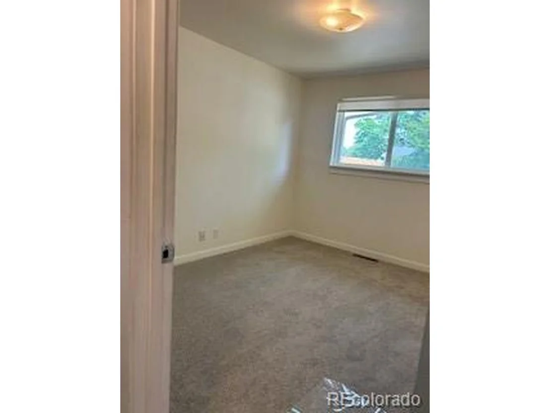 Photo of 3090 Aurora Ave