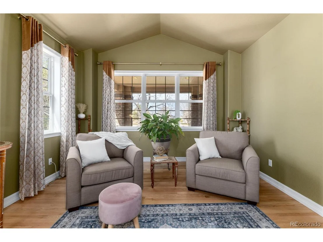 Photo of 4628 Meadowlark Dr