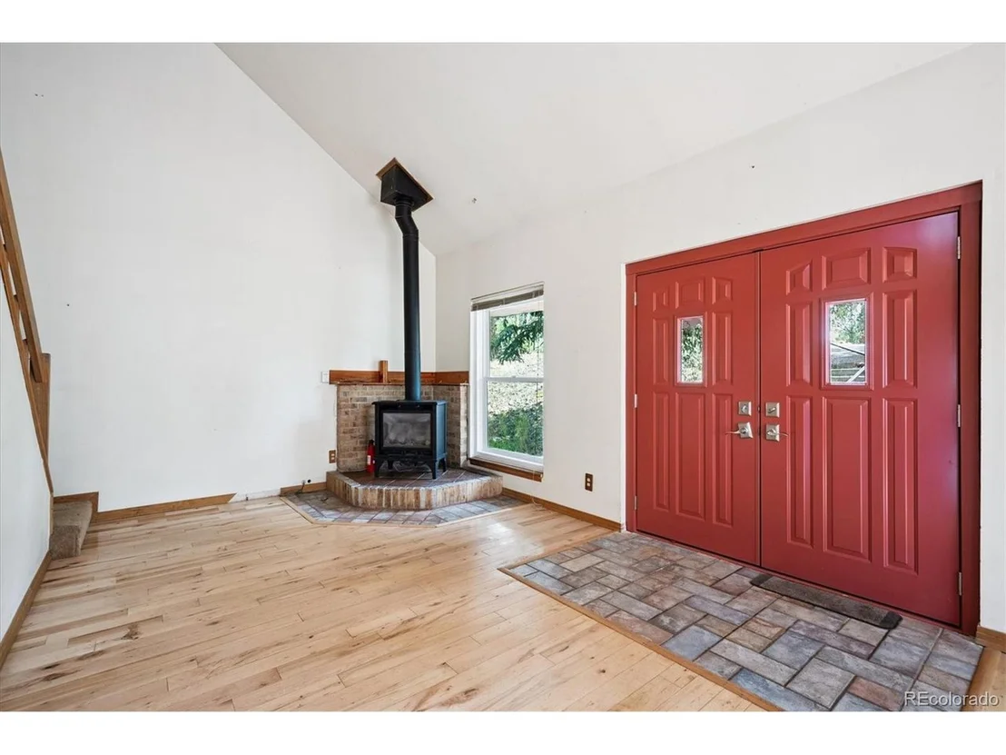 Photo of 33623 Freda Rd