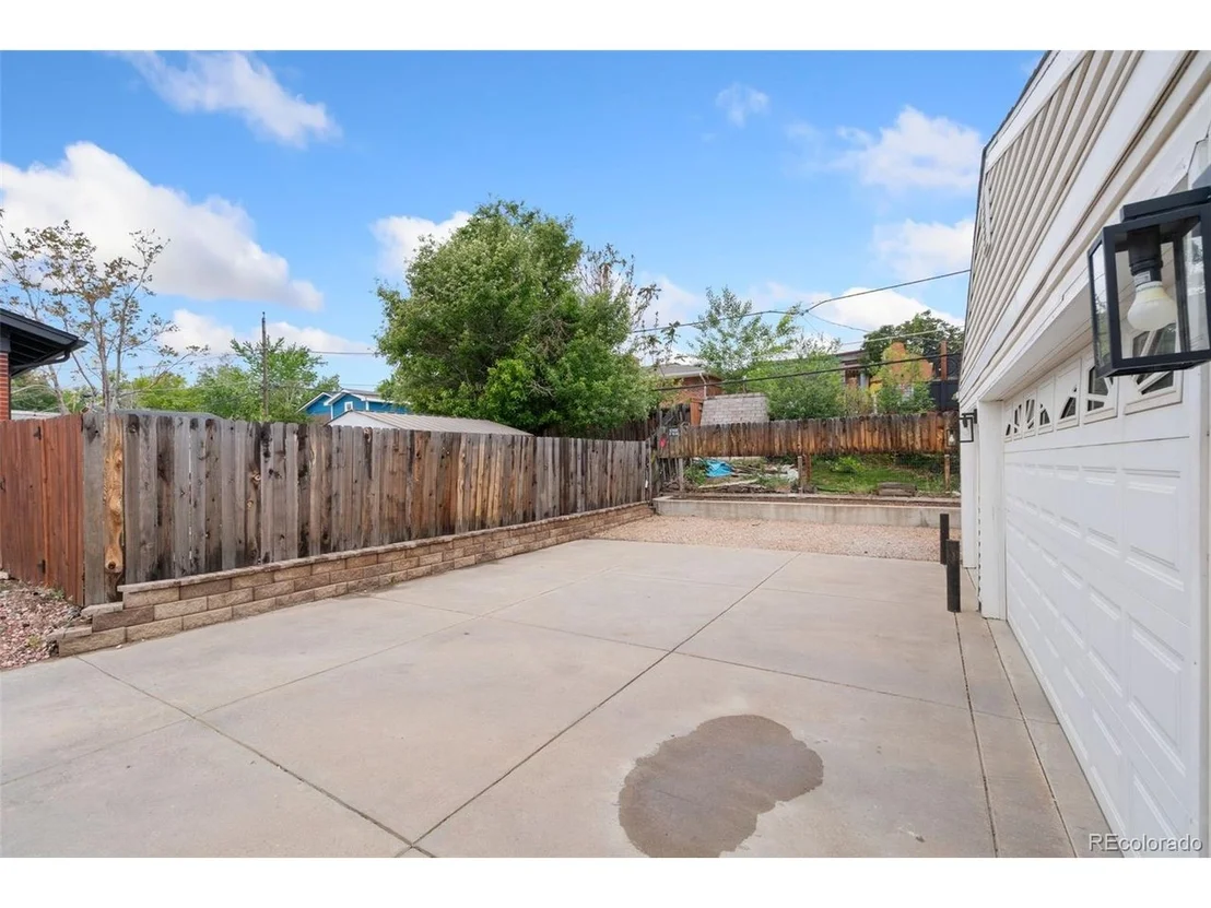 Photo of 8369 Cherokee St