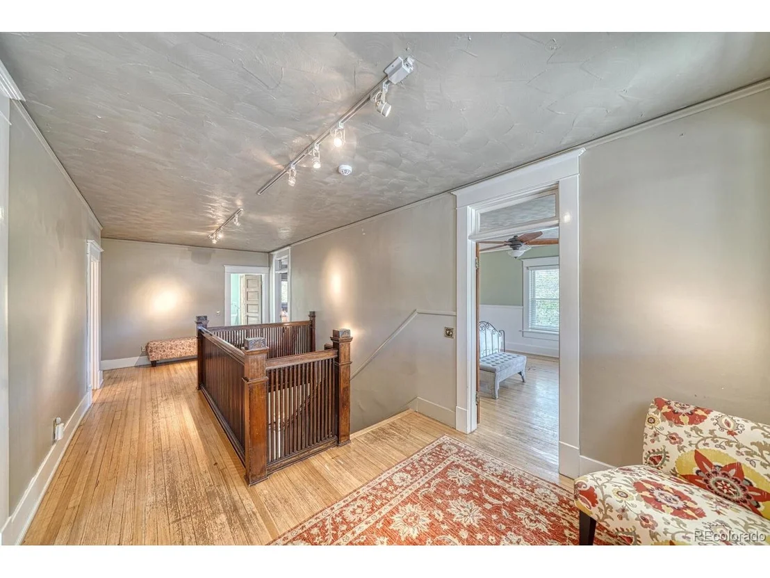 Photo of 403 Scott St