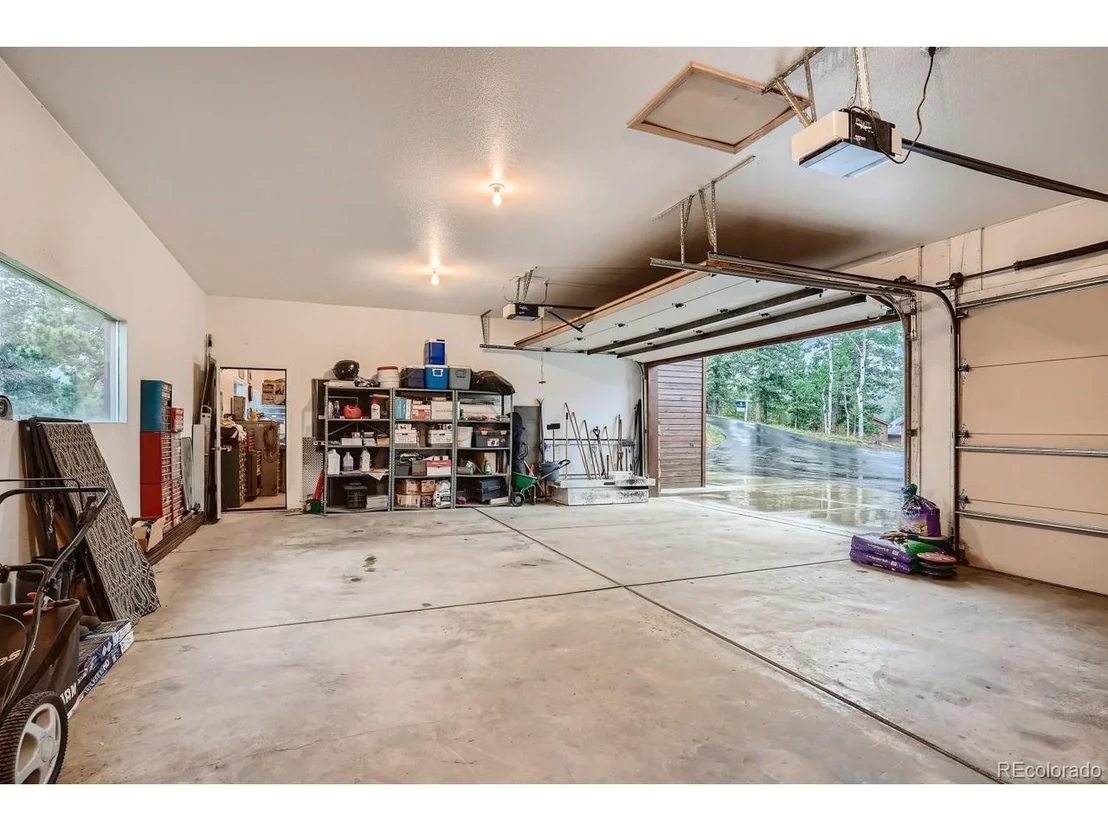 Photo of 1302 Royal Ridge Dr