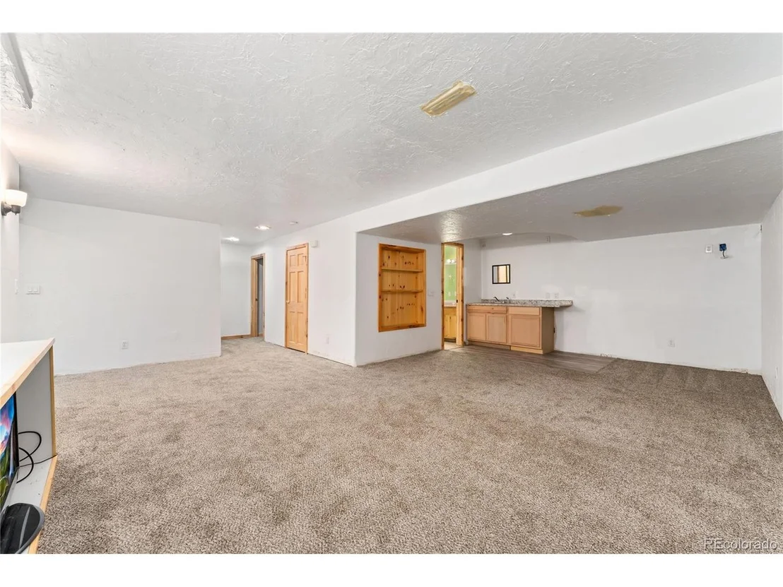 Photo of 4825 Shadow Ridge Rd