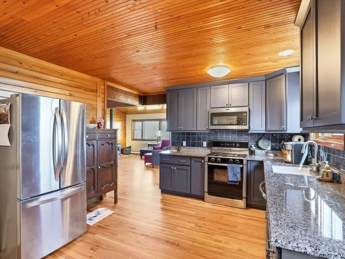 Photo of 345 Deer Trail Cir