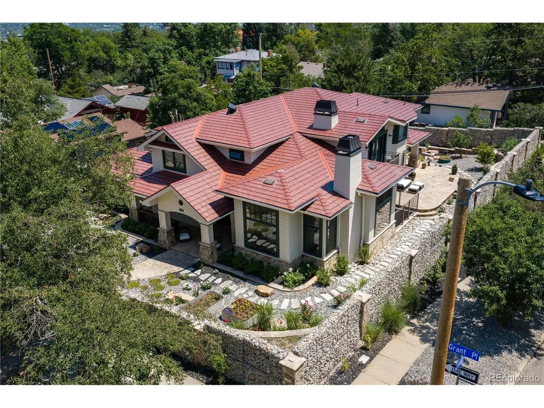 Photo of 800 Grant Pl