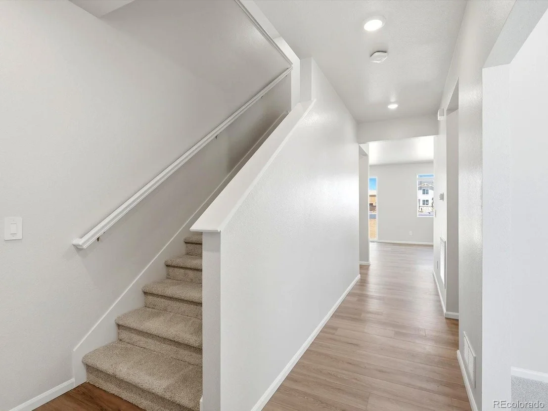 Photo of 4621 Sunsplash Way