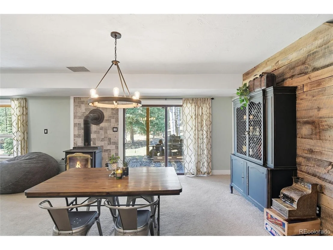 Photo of 34978 Forest Estates Rd