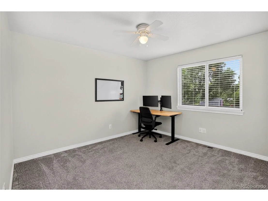 Photo of 115 Falcon Cir