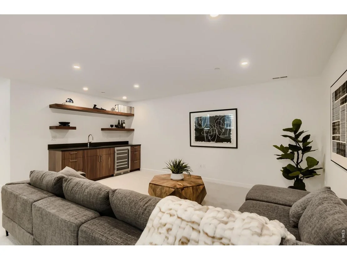 Photo of 1365 Georgetown Rd