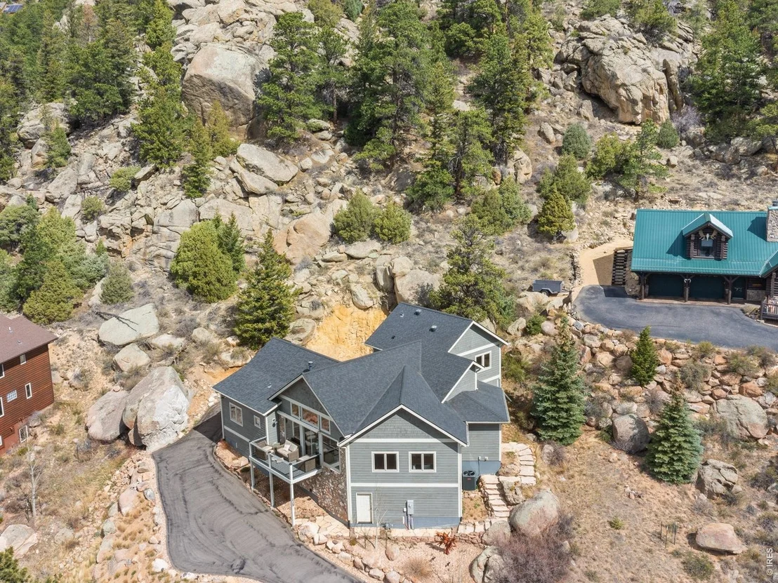 Photo of 225 Curry Dr