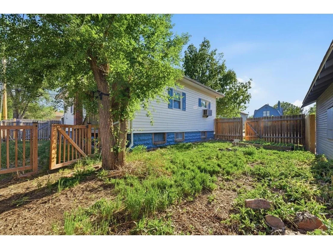 Photo of 1110 14th Ave