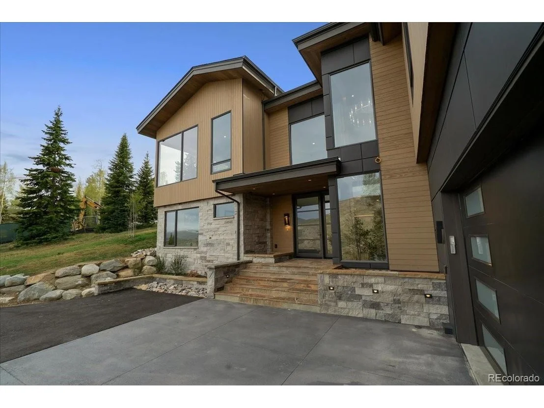 Photo of 1615 Golden Eagle Rd