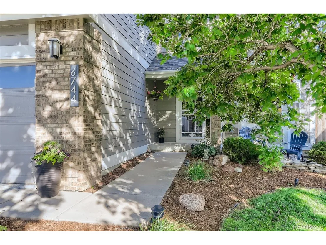 Photo of 6744 W 98th Cir