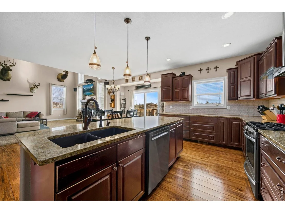 Photo of 1302 Park Ridge Dr