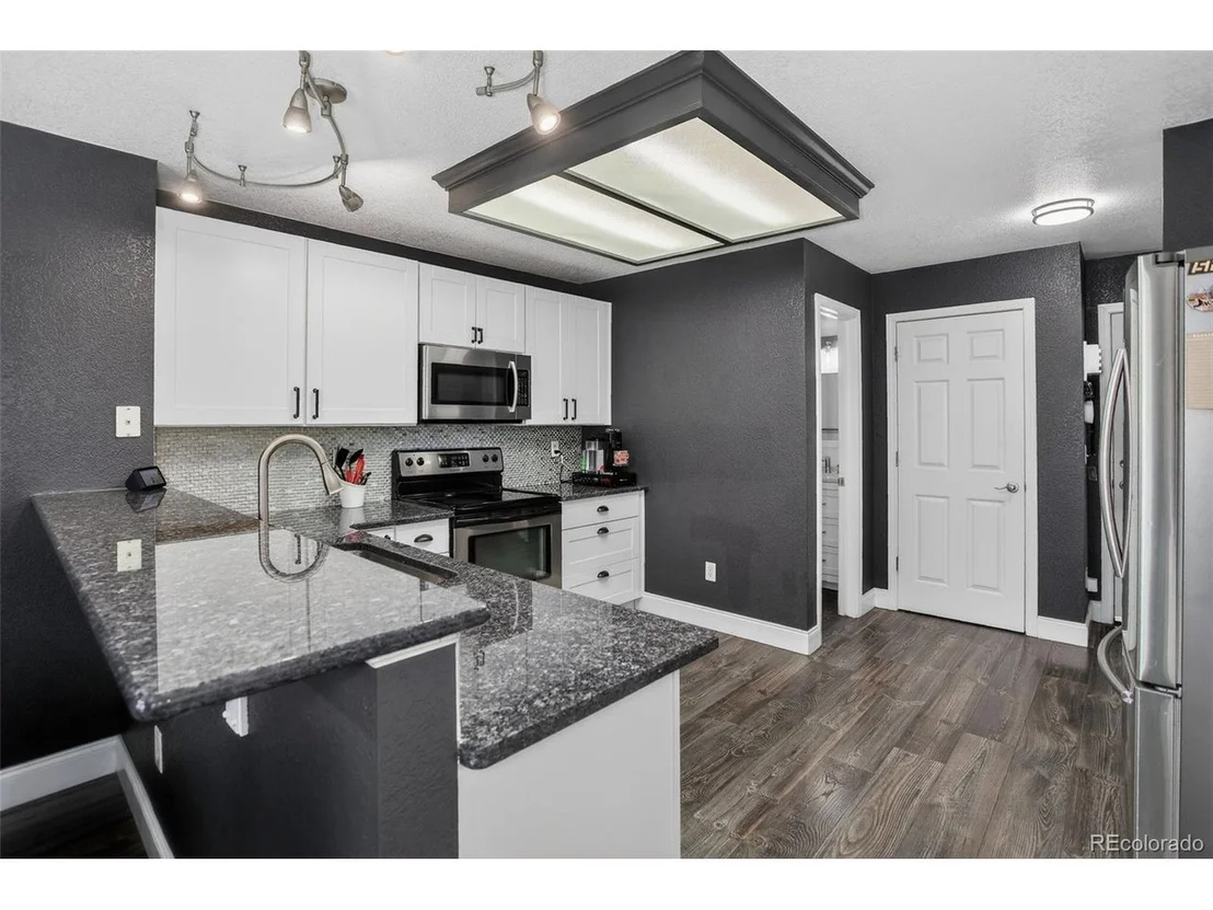 Photo of 6483 St Vrain Ranch Blvd