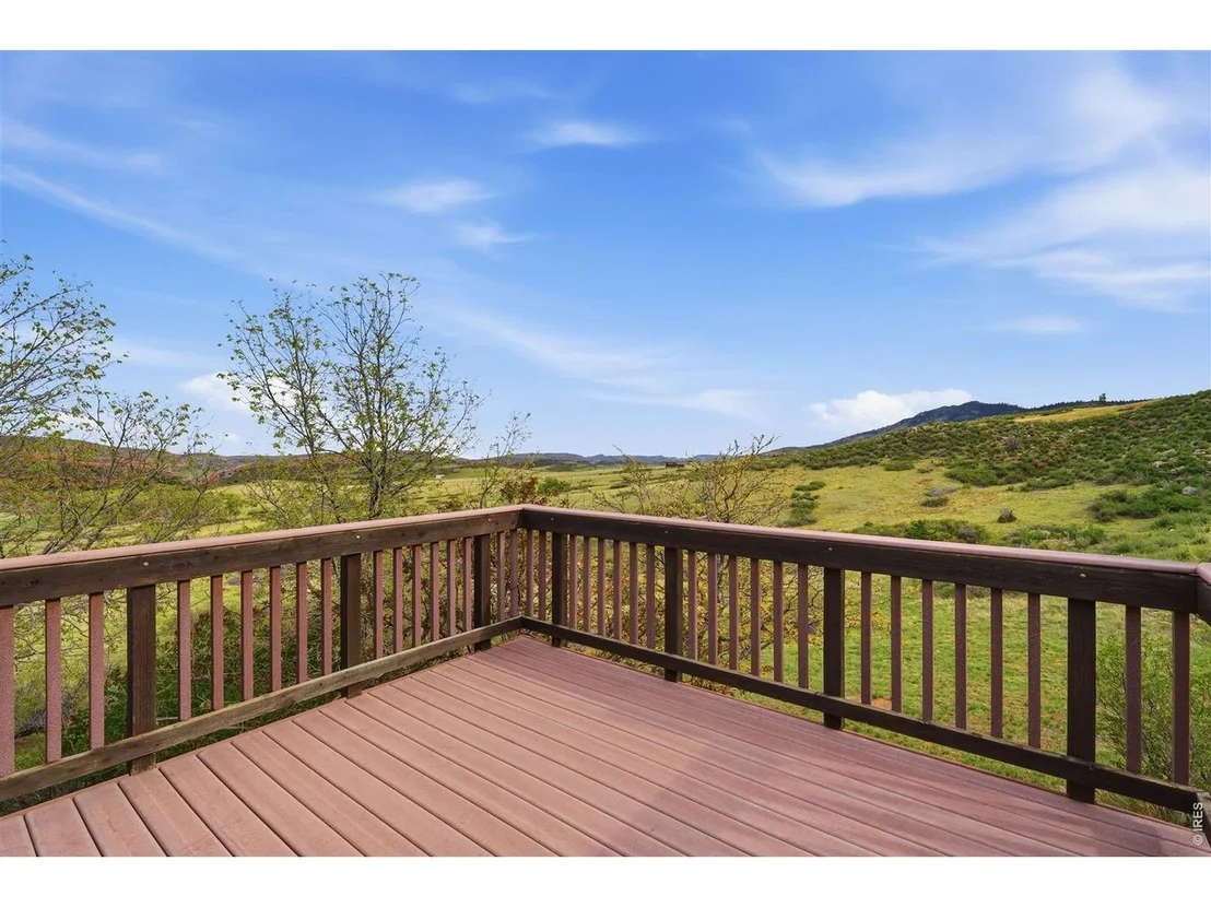 Photo of 26 Poorwill Ln