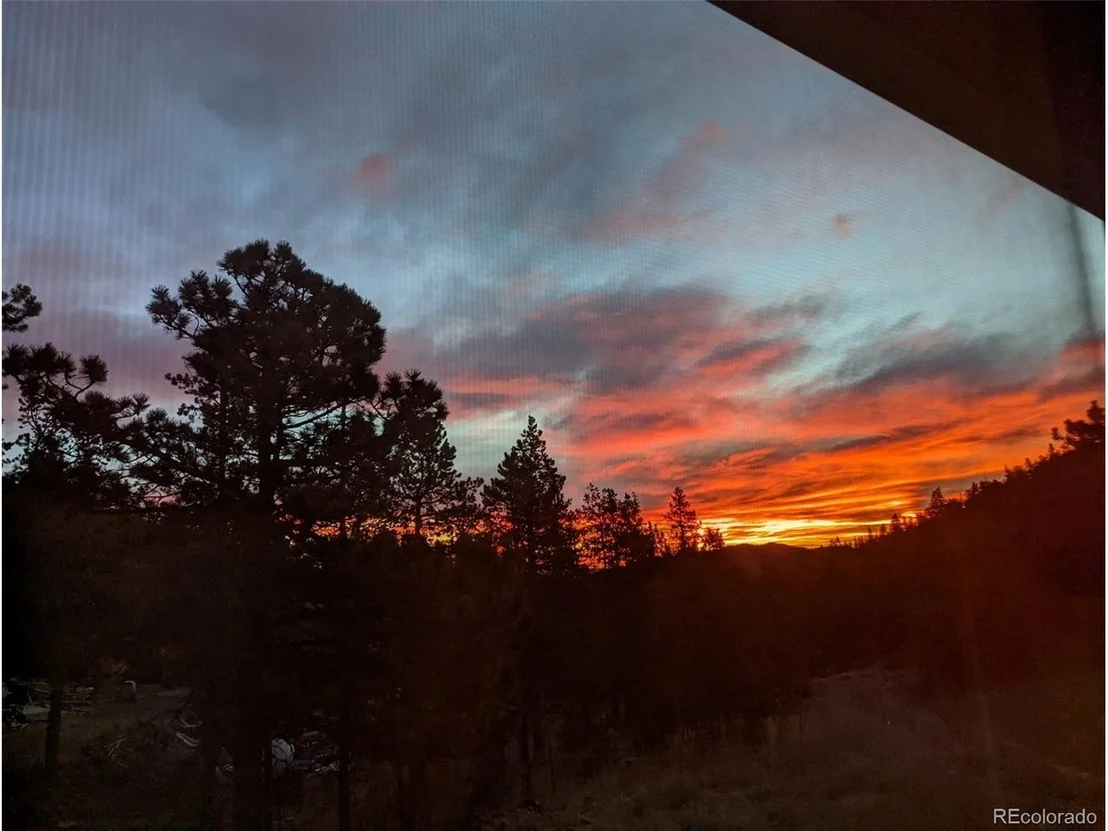 Photo of 11624 Flower Ln