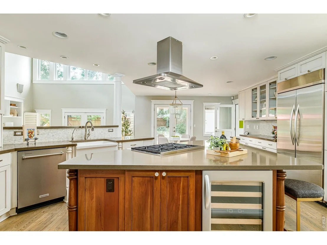 Photo of 1550 Poplar Ave