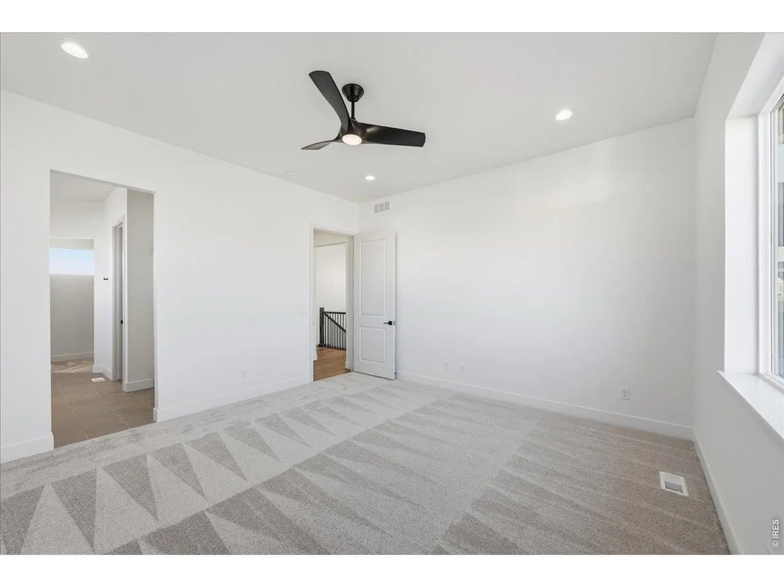 Photo of 863 Clydesdale Dr