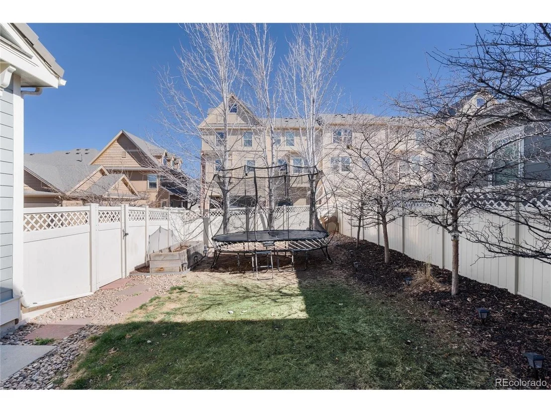Photo of 10286 Greentrail Cir