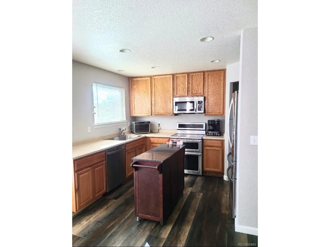 Photo of 9234 Welby Cir