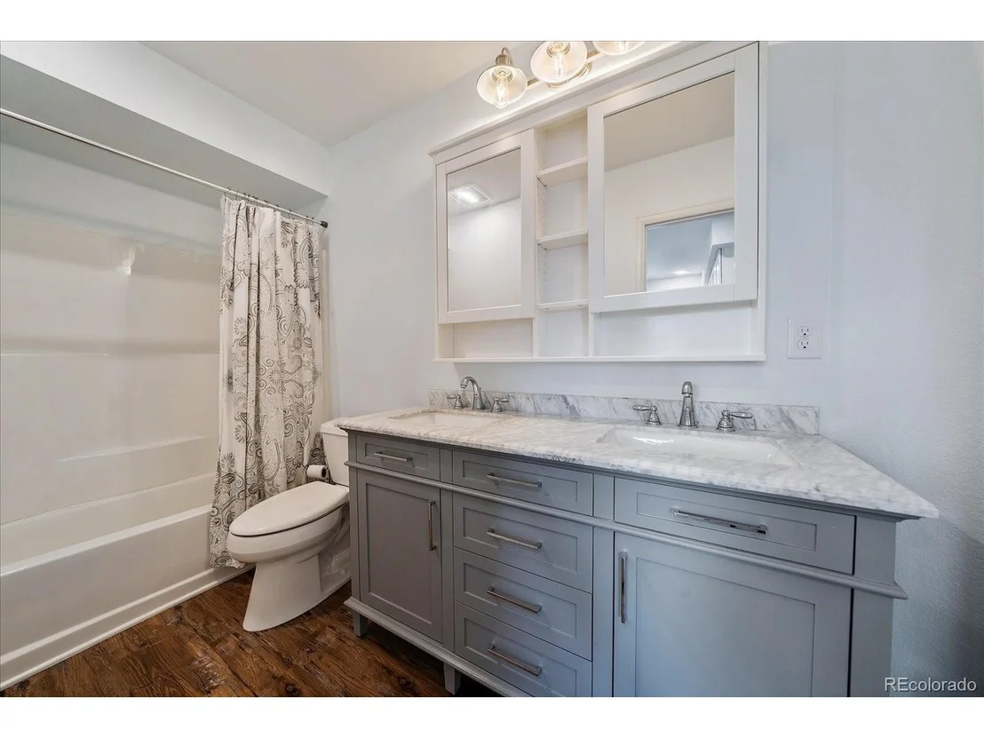 Photo of 3481 Longs Peak Cir