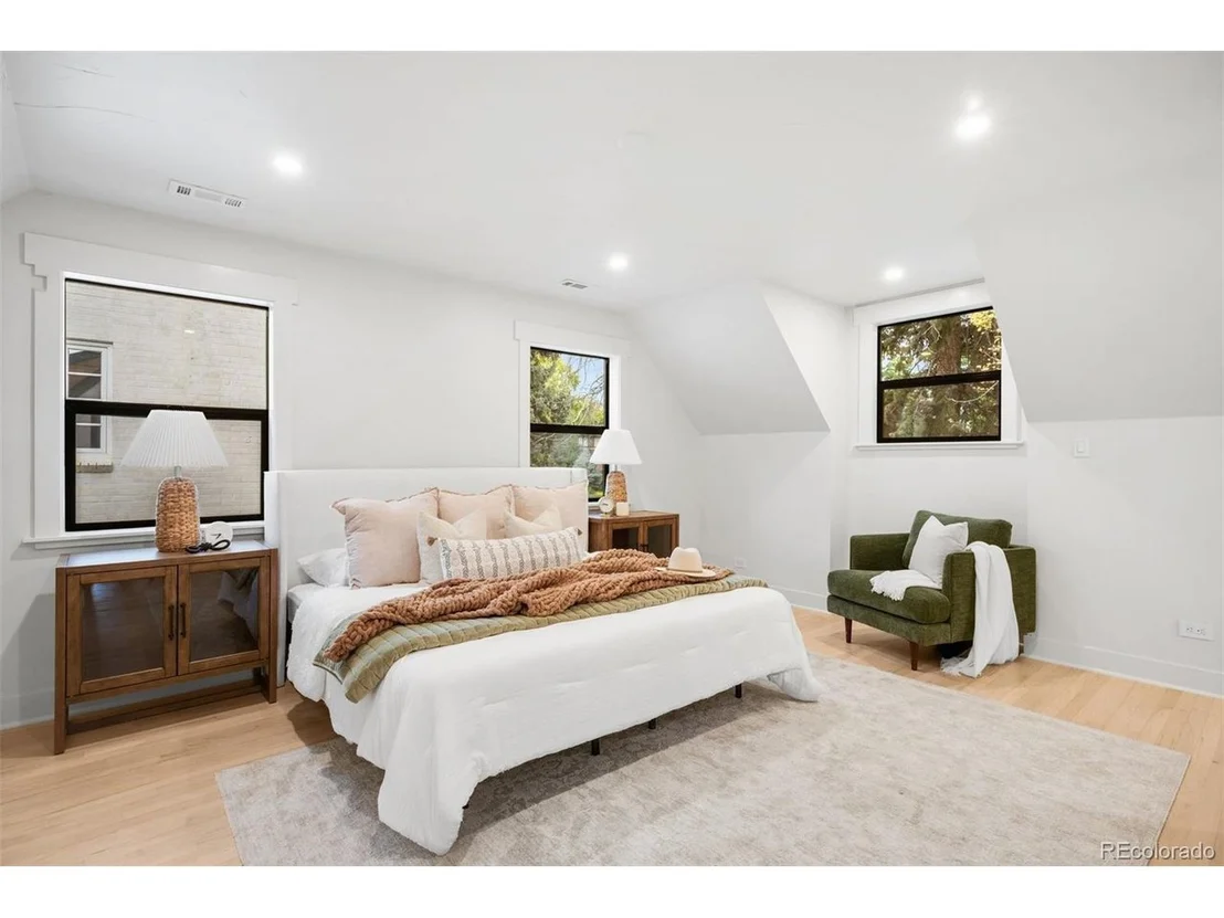 Photo of 414 Elm St