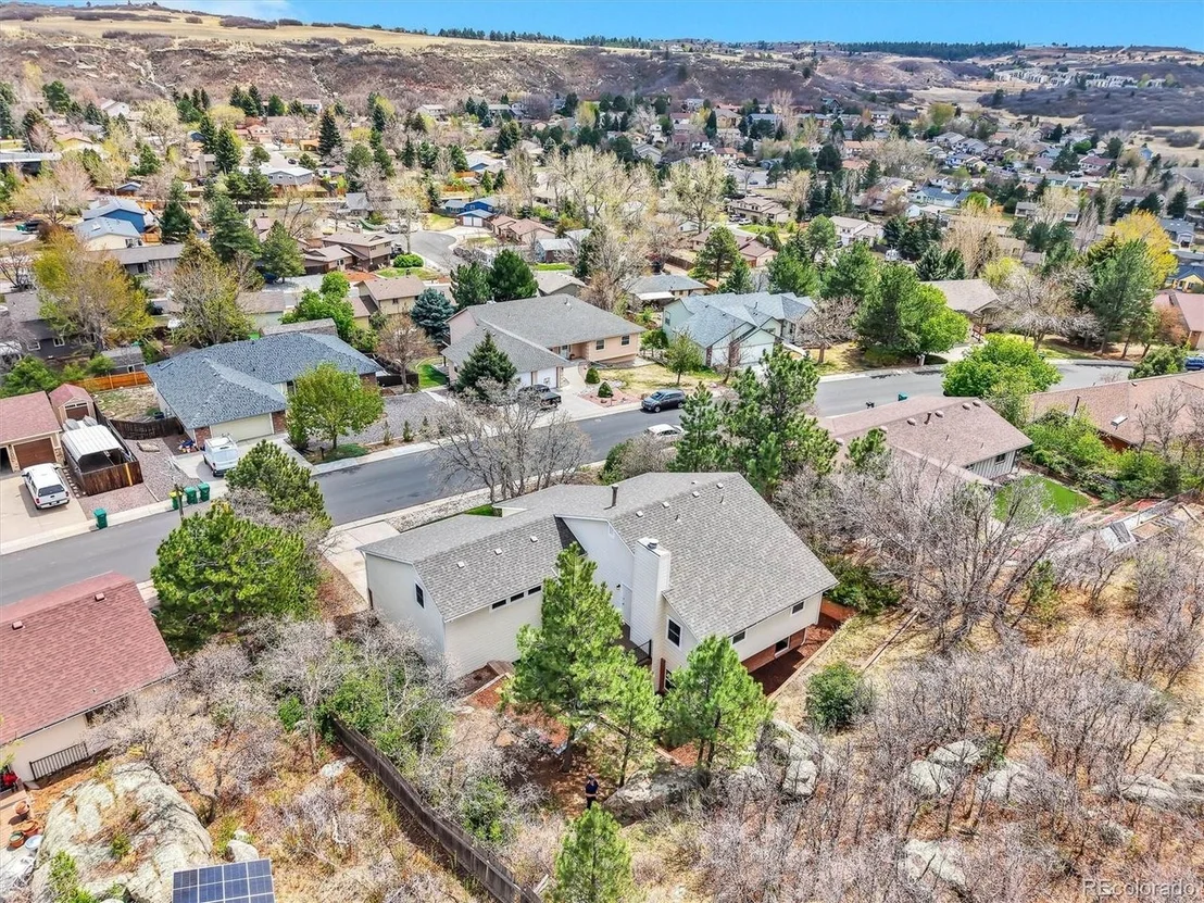 Photo of 243 Dawson Dr