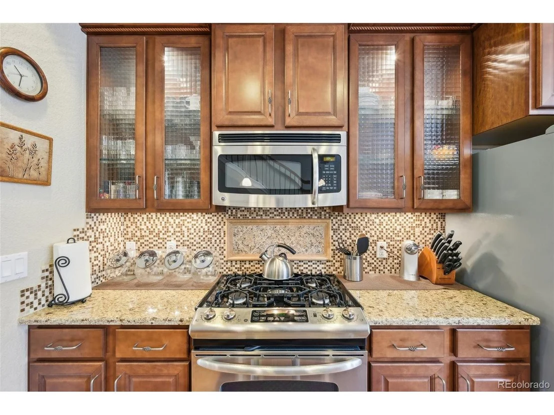 Photo of 873 Vernon Dr
