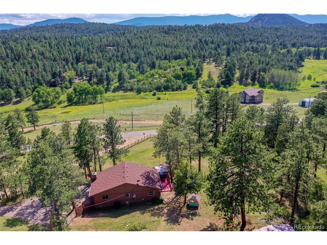 Photo of 39 Badger Ln