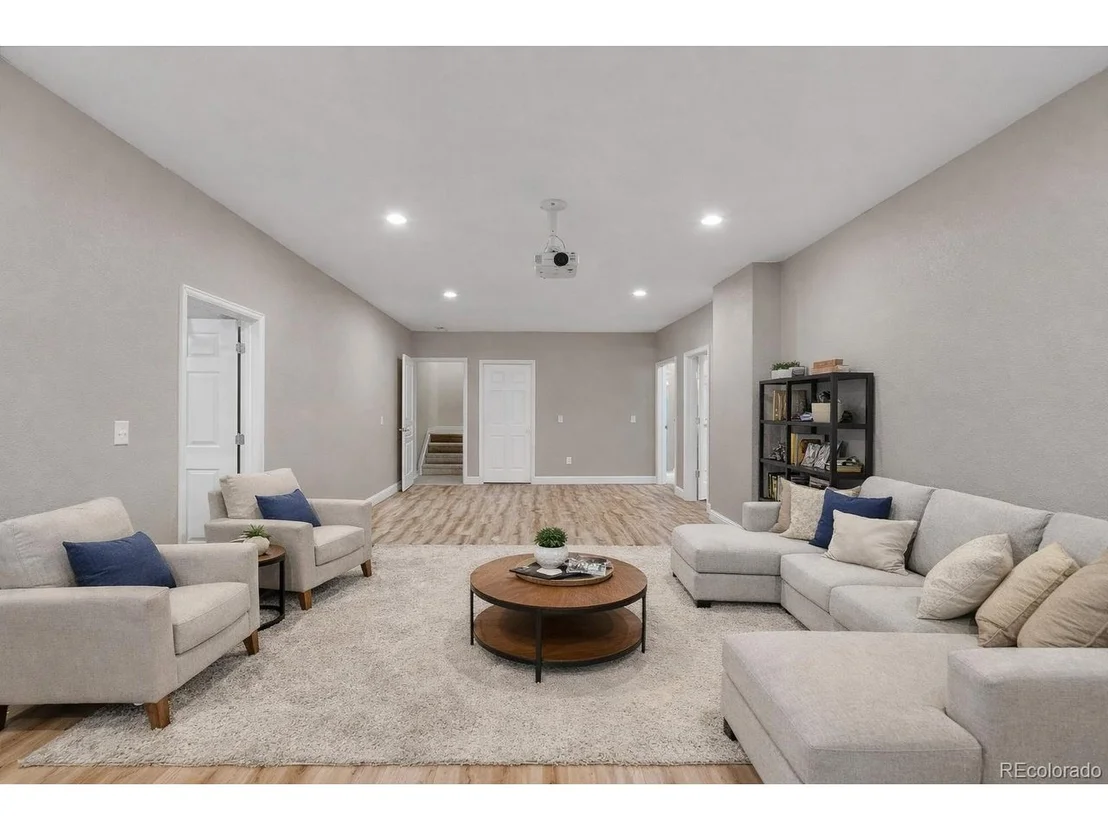 Photo of 16554 Prospect Ln