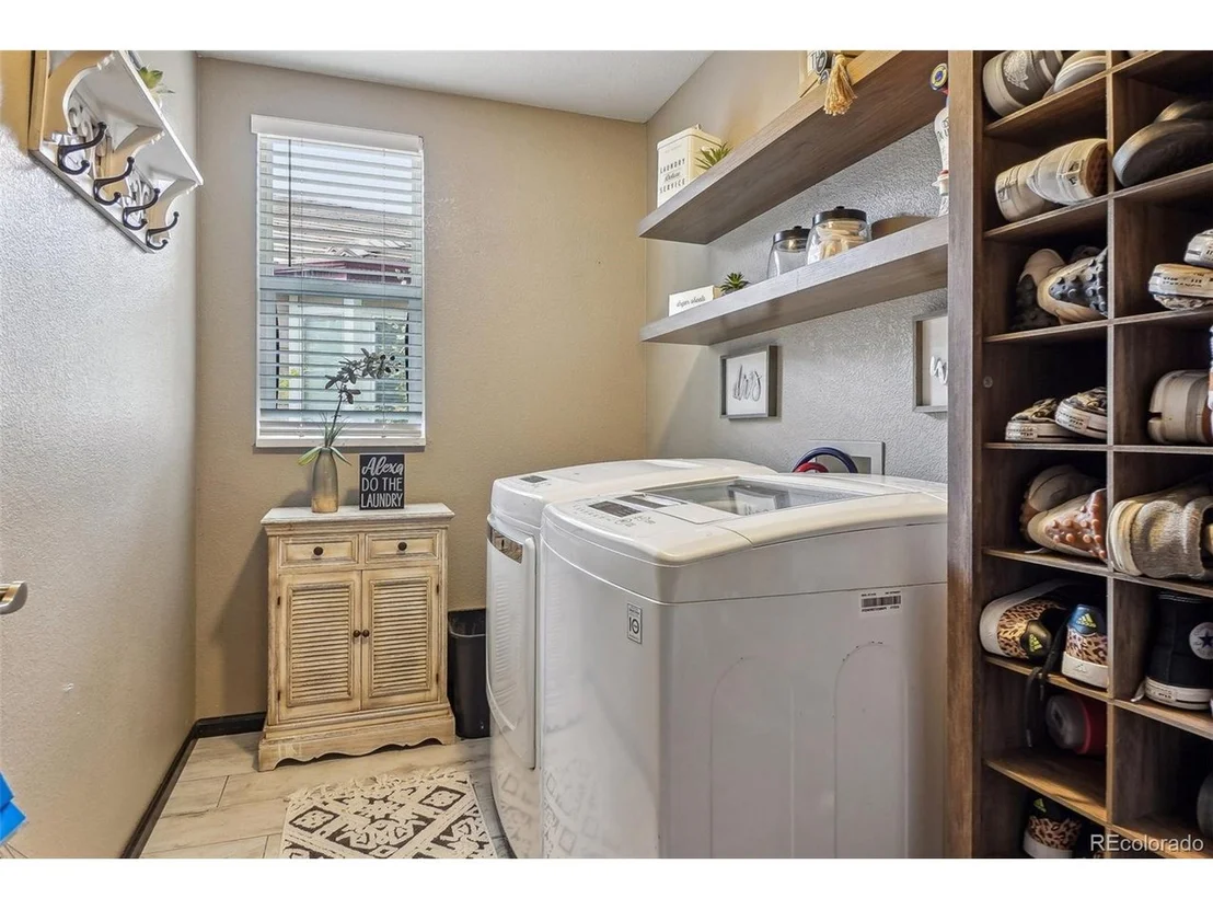 Photo of 10035 Crystal Cir
