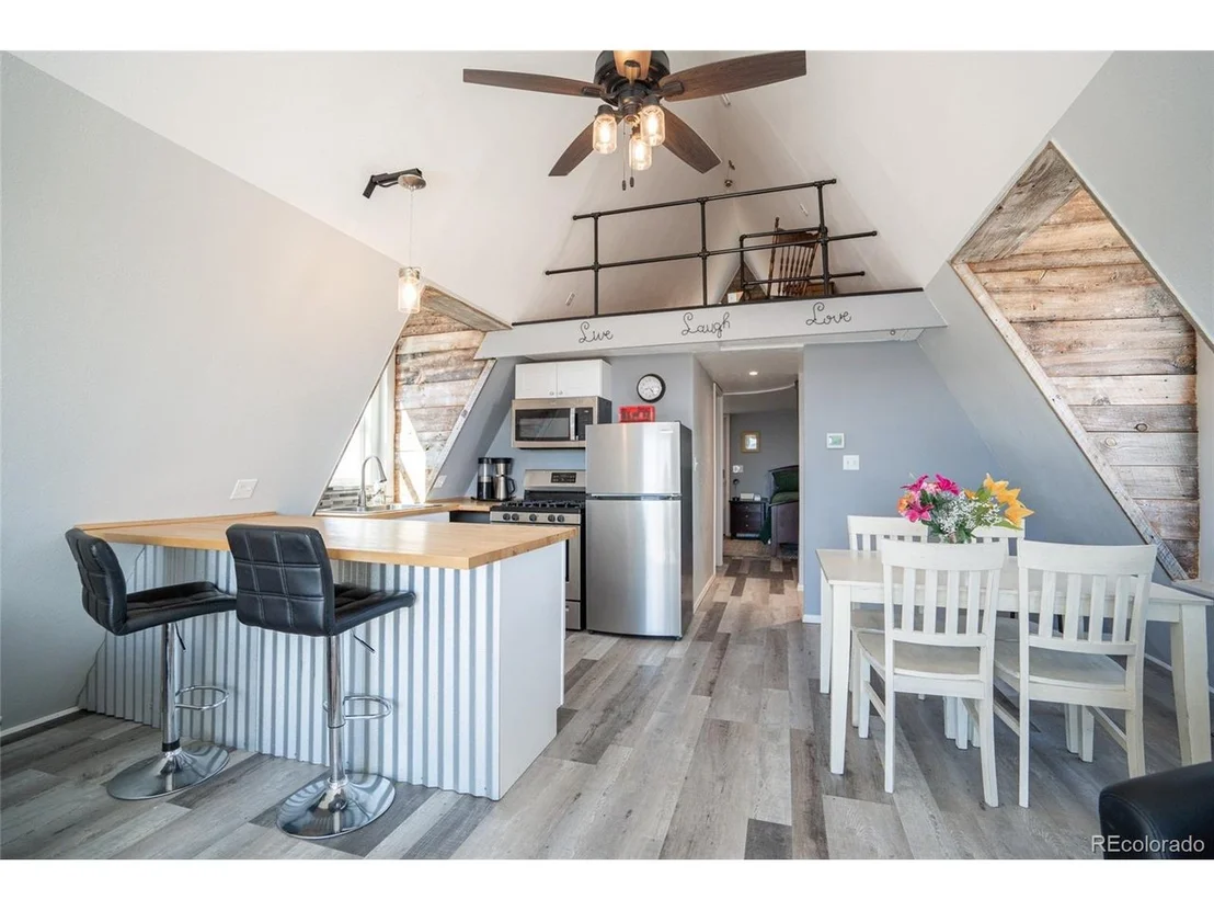 Photo of 331 Frenchman Rd